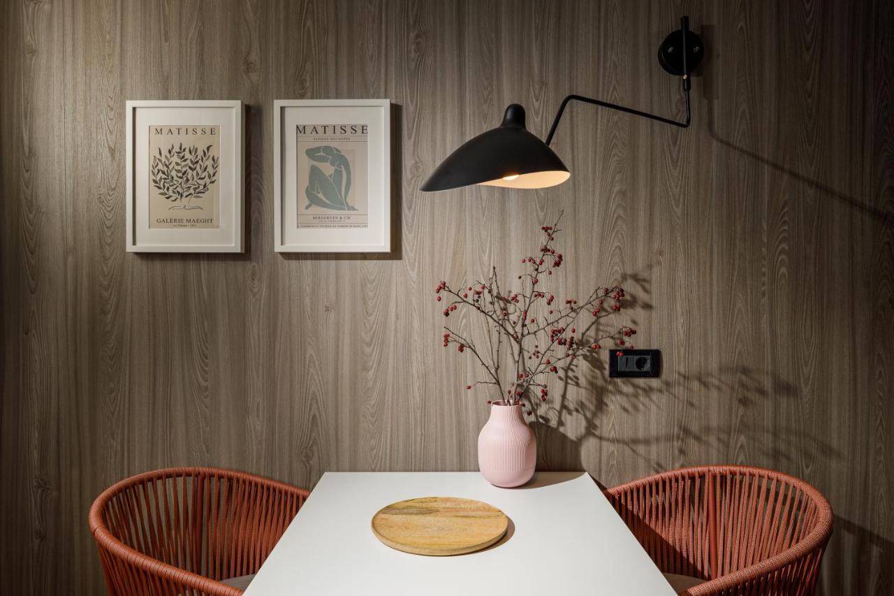 Ada Homes Coresi 707 ブラショフ エクステリア 写真